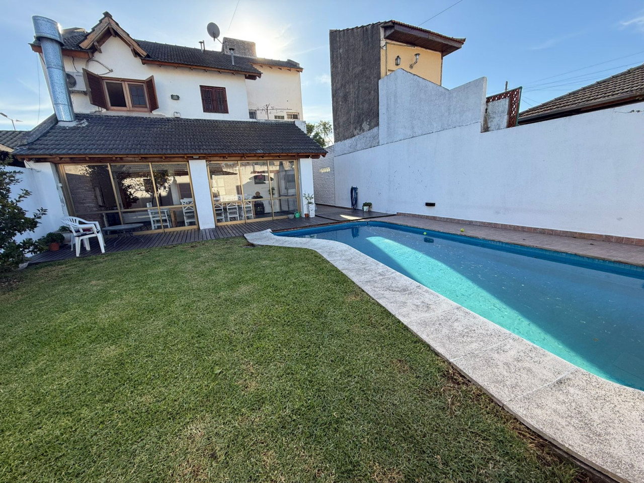 Casa en Venta en Bella Vista de 4 ambientes, parque y pileta en Bella Vista- Buenos Aires // Apto crédito